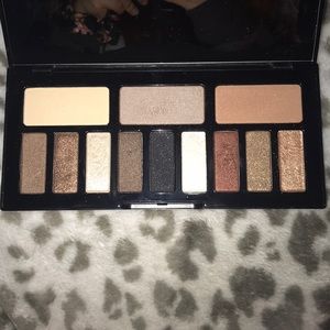 Kat von d Glitter shade + light palette
